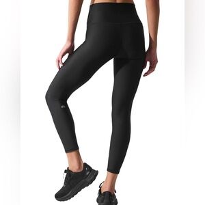 ALO NWOT Airbrush Legging Black Size XS